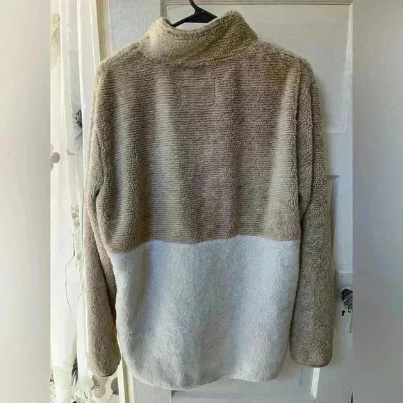 Michigan State University sherpa style fuzzy jacket size large - Picture 6 of 6